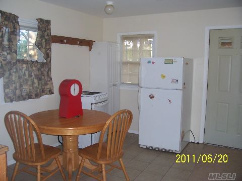 Foto del edificio - 471 Old Country Rd