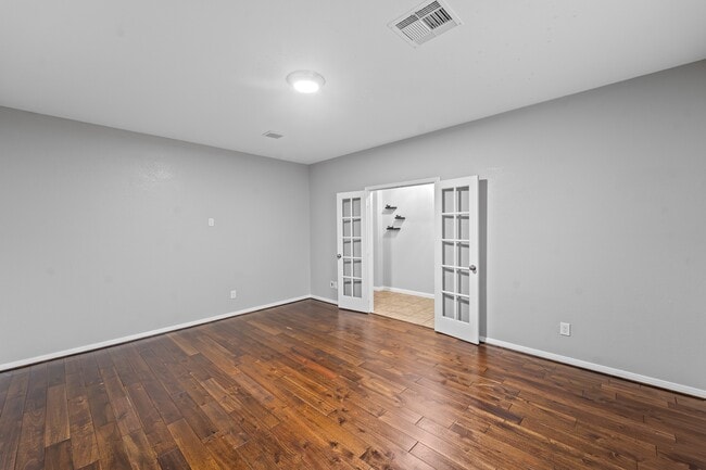 Building Photo - 815 Messina Ln