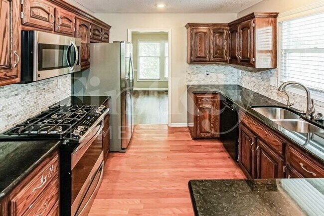 Foto del edificio - 5319 Millridge St