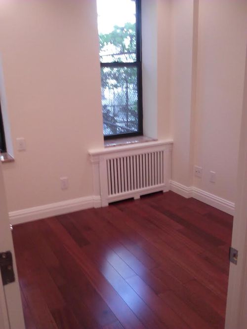 Foto del edificio - 161 E 99th St