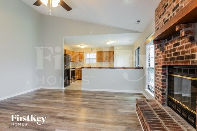 Foto del edificio - 6616 Bridger Ct