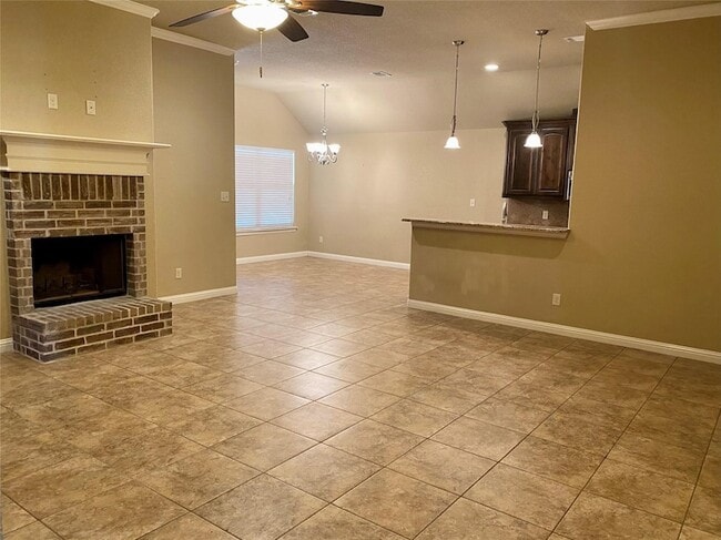 Building Photo - 740 Westgate Dr