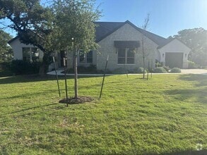 Building Photo - 205 Spence Ln