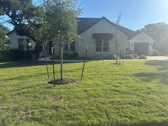 Foto del edificio - 205 Spence Ln