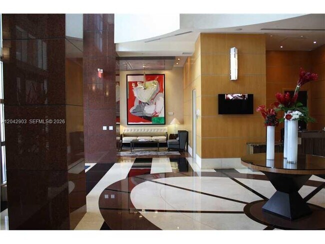 Foto del edificio - 244 Biscayne Blvd