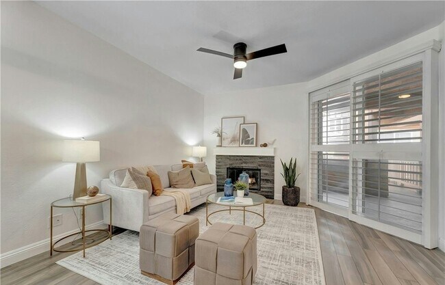 Foto del edificio - 2000 Pacific Coast Highway, Unit 203