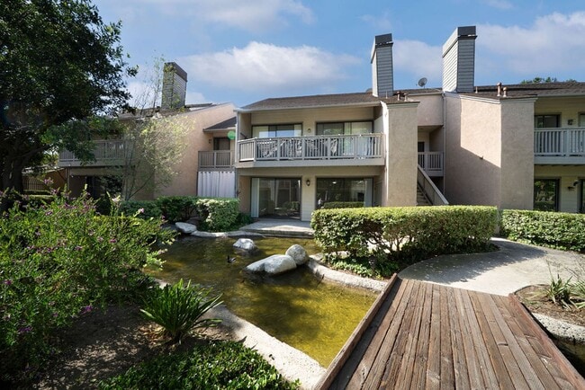 Photo - Remodeled, ground level, 1 bedroom, 1 bath condo in Lakeside Garden Grove Community