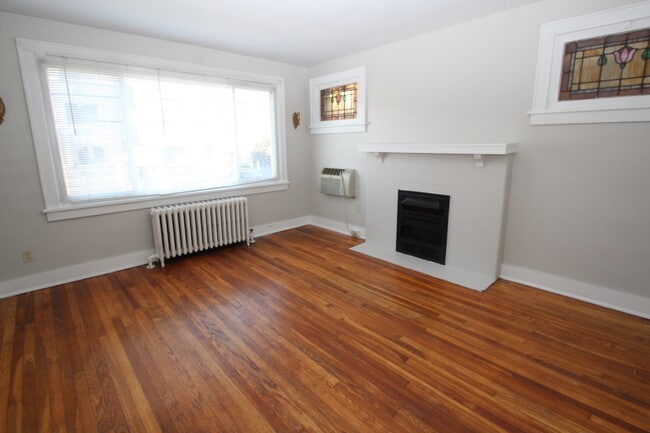 Building Photo - 2907 Voelkel Ave