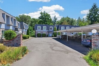 Building Photo - 11204 SW Bel Aire Ln