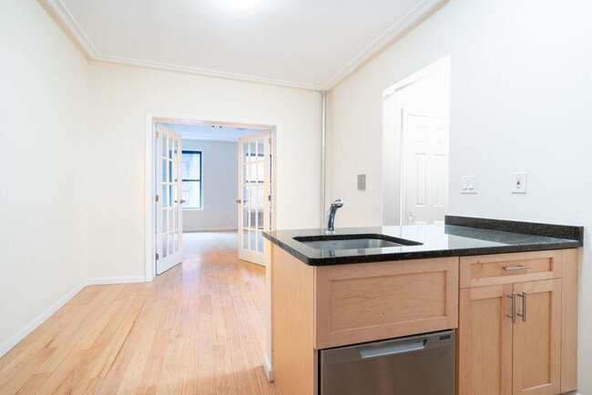 Foto del edificio - 111 E 89th St