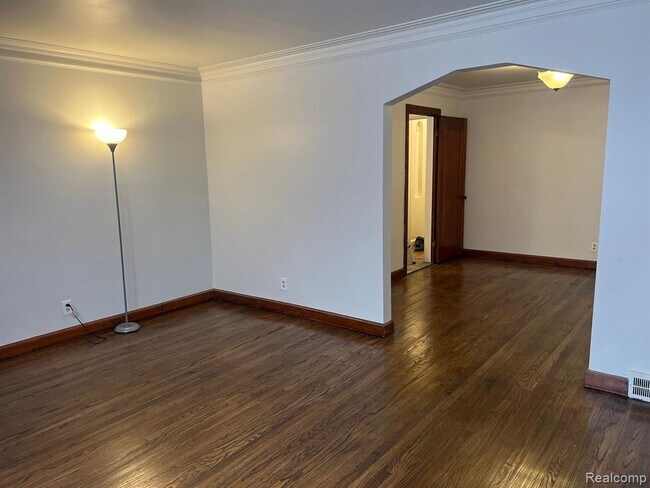 Building Photo - 16235 Fairfield St