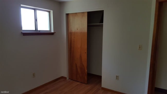 Building Photo - 26 Forrestal Ln