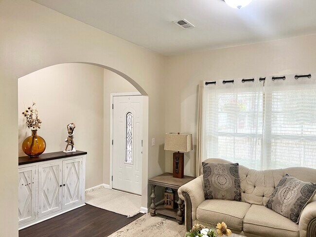 Foto del edificio - 31 White Pine Way