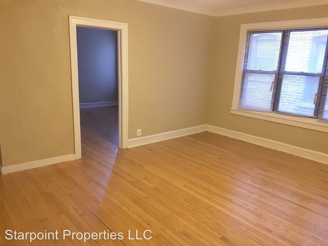 Building Photo - 8205 S Drexel Ave