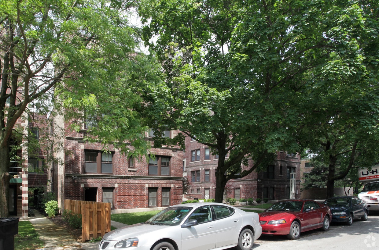 Primary Photo - Ivy at Ridgewood