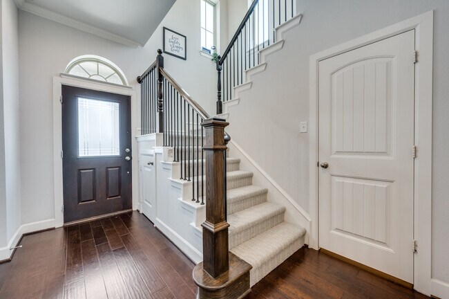 Foto del edificio - 3115 Ivy Hill Ln