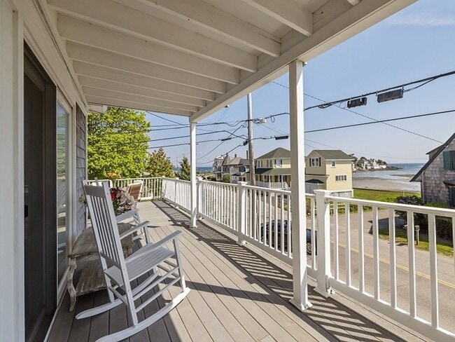 Building Photo - 281 Beach Ave
