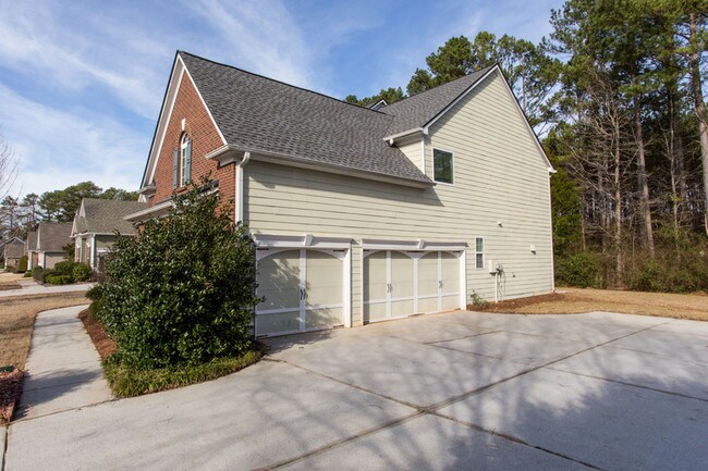 Building Photo - 1090 Nash Lee Dr SW