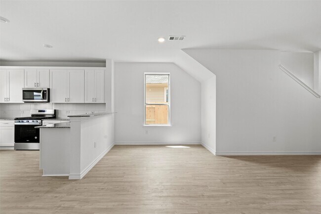 Building Photo - 15226 Canyon Rapids Rd