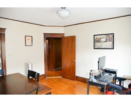 Building Photo - 39 Park Ave