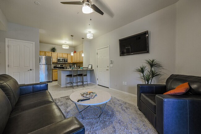Building Photo - 1 bedroom Condo