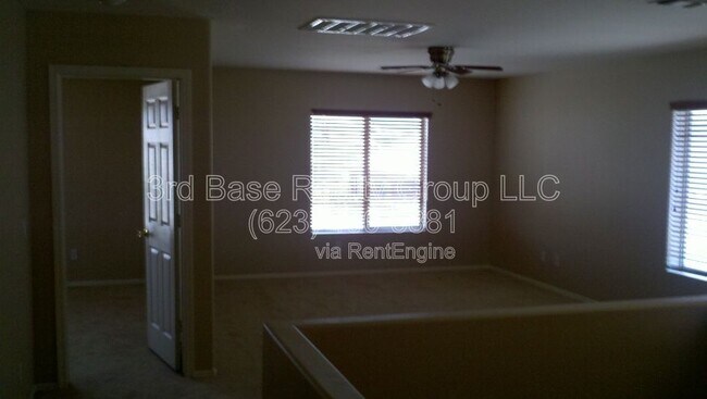 Foto del edificio - 22544 W Hadley St