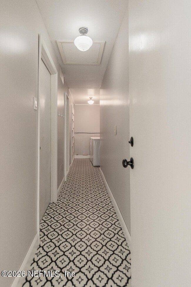 Building Photo - 2465 Wattle Tree Rd W