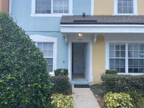 Building Photo - 12311 Kensington Lakes Dr