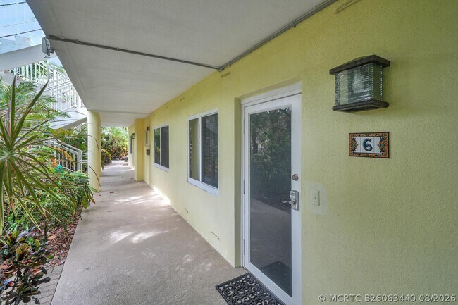 Building Photo - 6520 N Ocean Blvd