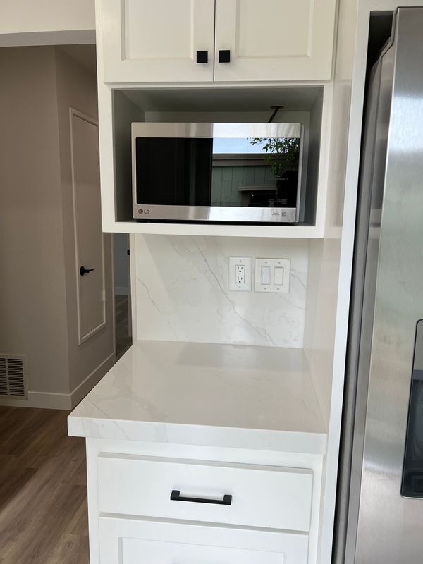 Foto del edificio - 3158 Bali Ln