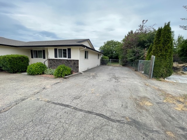 Building Photo - 14901 Eagle Dr