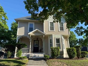 Building Photo - 475 Hanover St