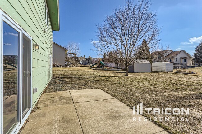 Building Photo - 1104 142nd Ln NW