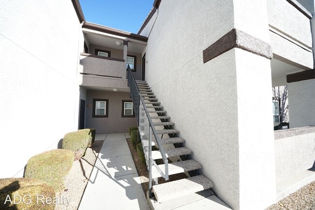Building Photo - 1 br, 1 bath House - 7255 W Sunset Rd #217...
