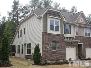 Building Photo - 10017 Lynnberry Pl