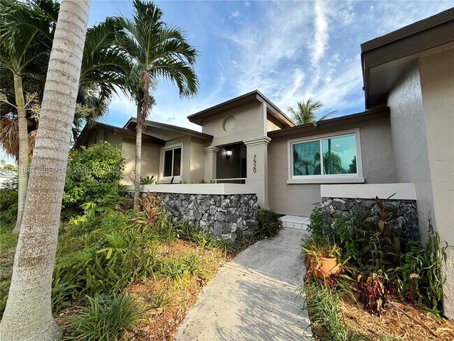Building Photo - 7920 SW 204th St