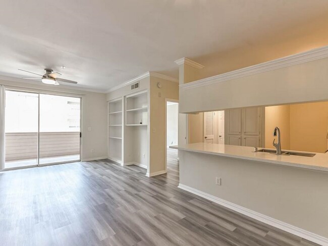 Building Photo - 2111 Welch St