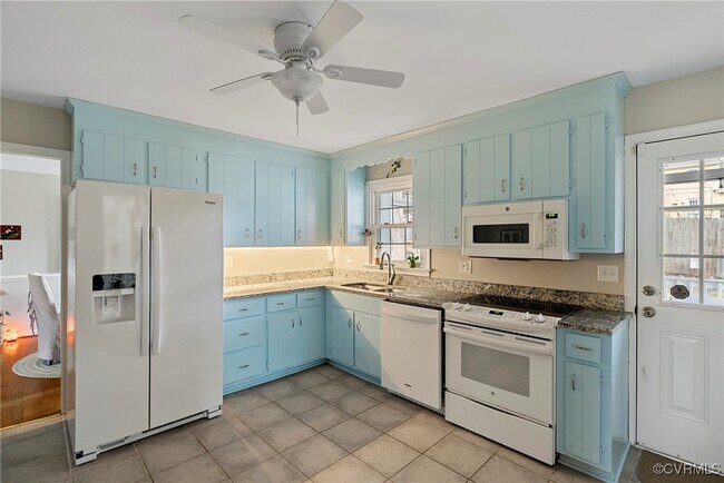 Building Photo - 11200 Pennway Dr