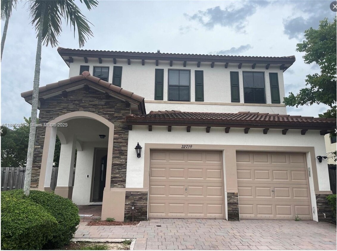Primary Photo - 22739 SW 92nd Ct