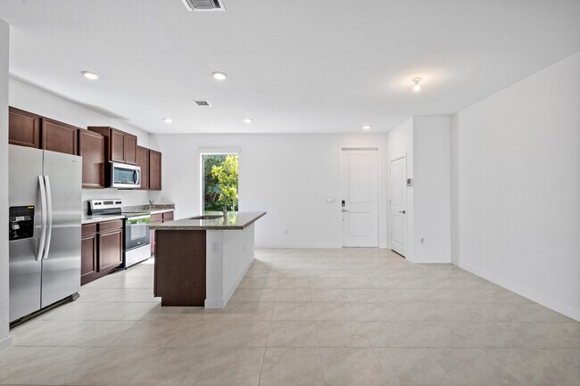 Foto del edificio - 409 NW 17th St