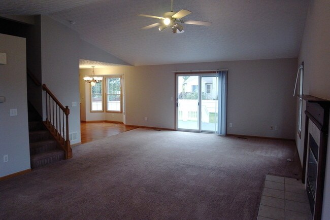 Foto del edificio - 5918 Weston Woods Dr