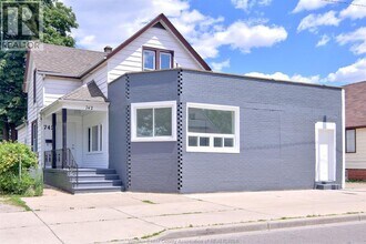 Building Photo - 742 PARENT MAIN