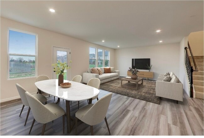 Building Photo - 2240 Bent Grass Wy