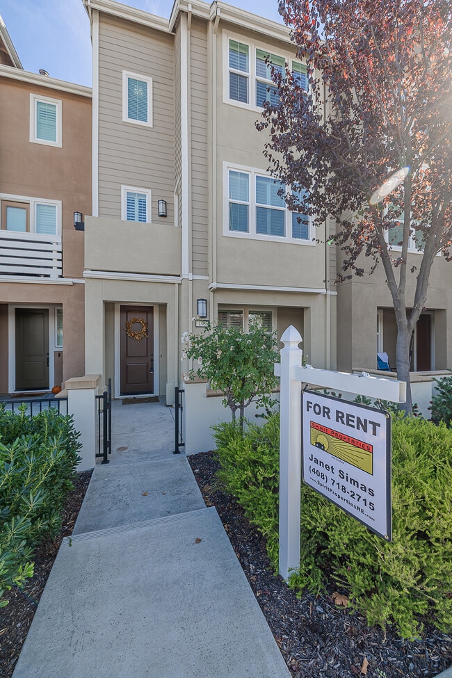 Photo - 196 E Main Ave House