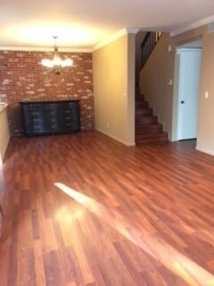 Foto del edificio - Beautiful 4 Bedroom 2 1/2 Bathroom Northridge Two-Story Condo, Ready for Move-In!