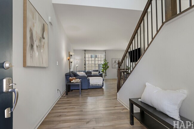 Building Photo - 8512 Stillwater Rd