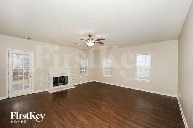 Foto del edificio - 5190 Upper Elm St