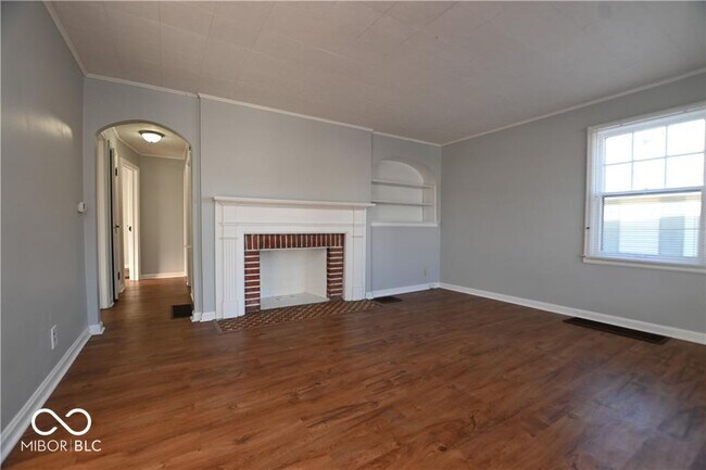 Foto del edificio - 5051 E 13th St