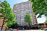 Primary Photo - 555 W Cornelia Ave