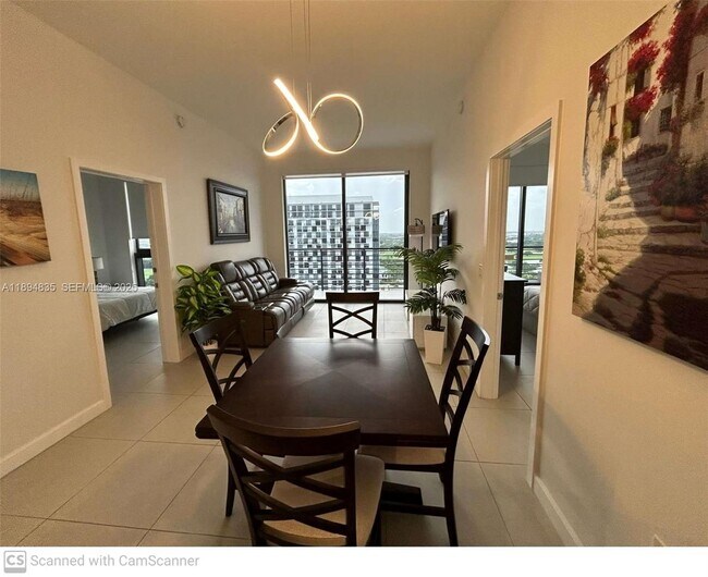 Foto del edificio - 5350 NW 84th Ave